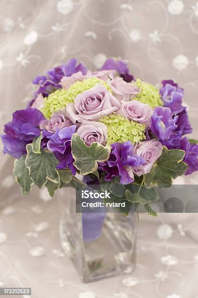 Arranjo De Flores - Fotografias de stock e mais imagens de Arranjo - Arranjo, Beleza, Bouquet