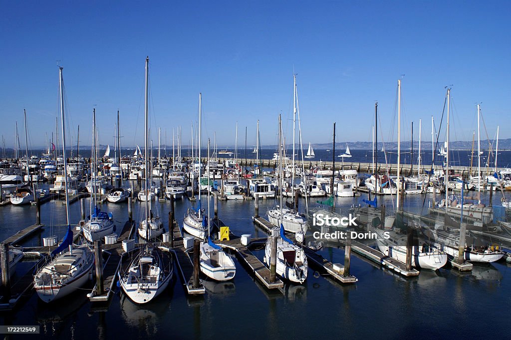 San Francisco barche a vela - Foto stock royalty-free di Andare in barca a vela