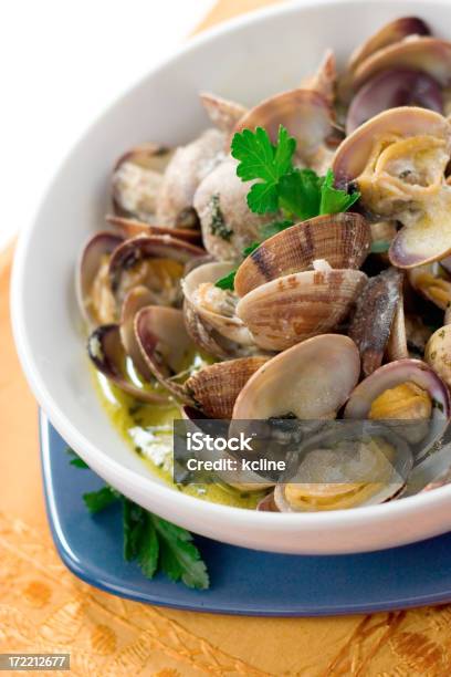 Steamer Clams Stock Photo - Download Image Now - Animal Shell, Soup, Bowl