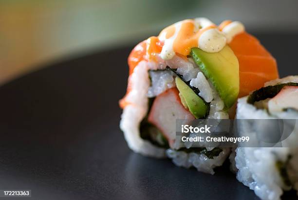 Sushi - Fotografie stock e altre immagini di Alimentazione sana - Alimentazione sana, Asia, Avocado