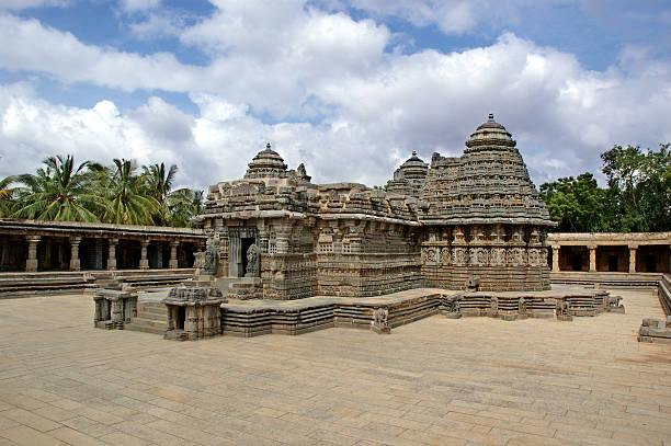 architettura: india somnathpur tempio di keshava - somnathpur foto e immagini stock