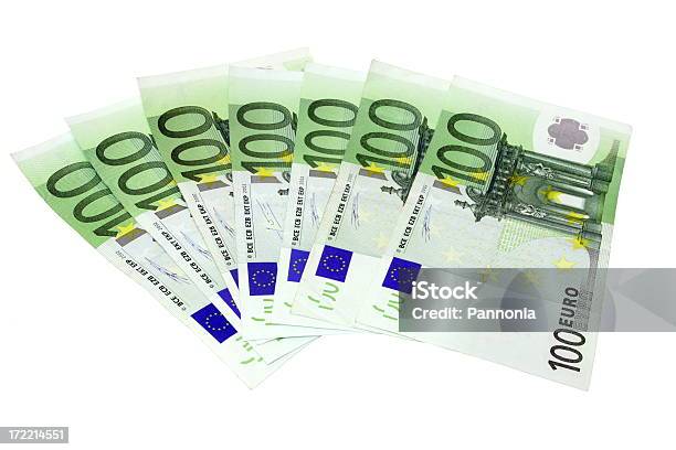 Euro 100s Na Białym Tle - zdjęcia stockowe i więcej obrazów Banknot 100 euro - Banknot 100 euro, Banknot, Banknot euro