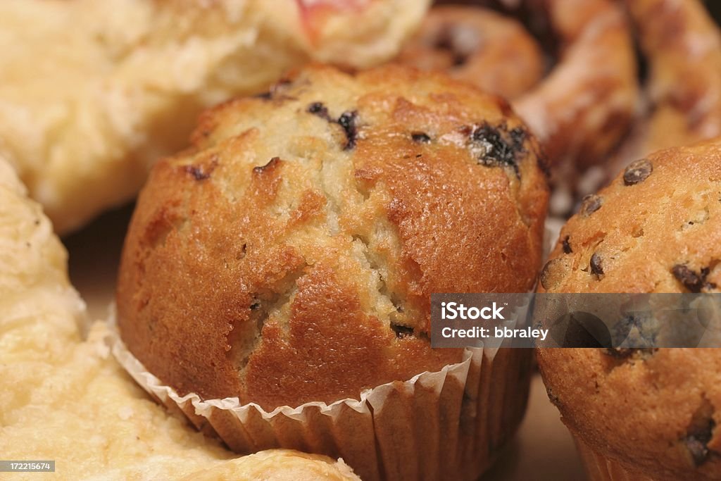 Manhã, Muffins - Foto de stock de Muffin Chocolate Chip royalty-free