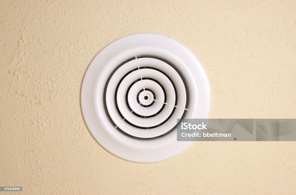 Ventilazione a soffitto - Foto stock royalty-free di Cerchio