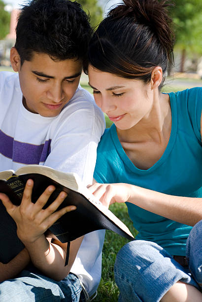 istock Couple reading a Bible 01 172217322