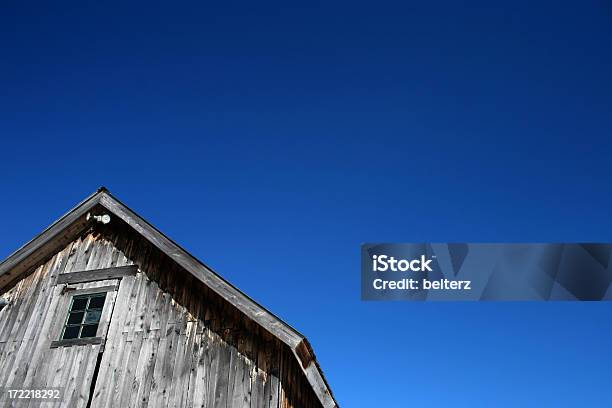 Barn Und Sky Stockfoto und mehr Bilder von Vermont - Vermont, Wohnhaus, Agrarbetrieb