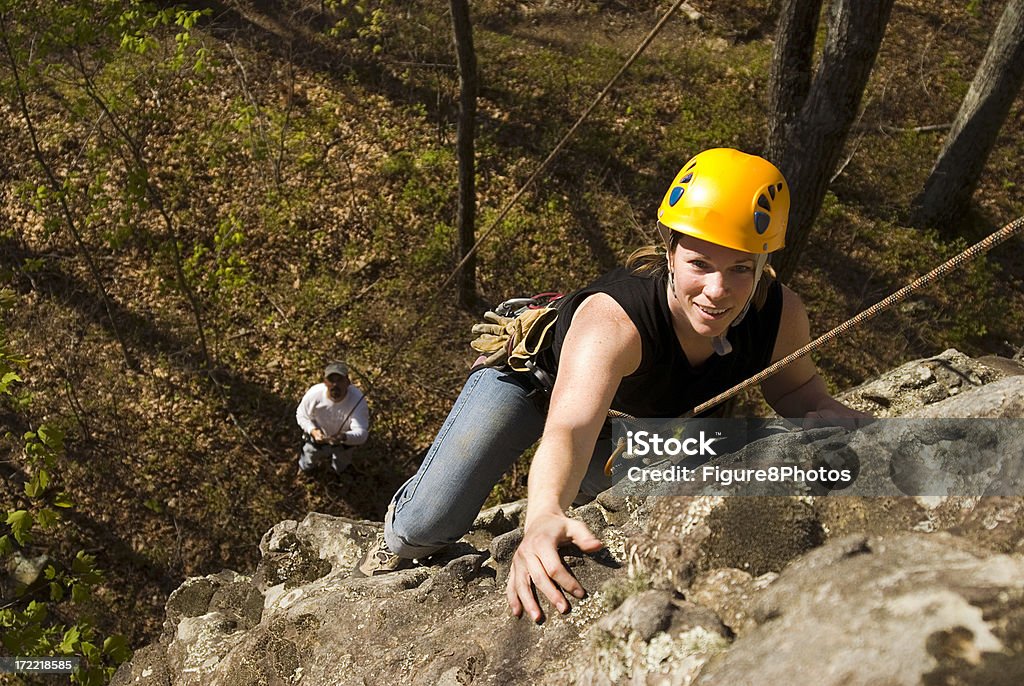 Ragazza di arrampicata#1 - Foto stock royalty-free di Ambientazione esterna