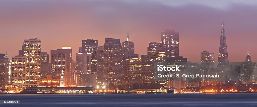 Skyline von San Francisco - Lizenzfrei Arbeitsstätten Stock-Foto