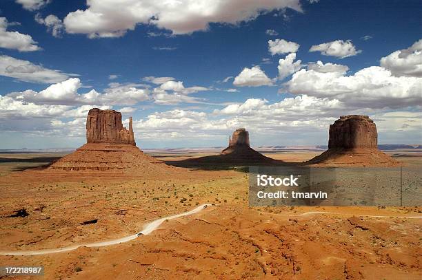 Долина Монументов — стоковые фотографии и другие картинки West Mitten - West Mitten, Американская культура, Аризона - Юго-запад США