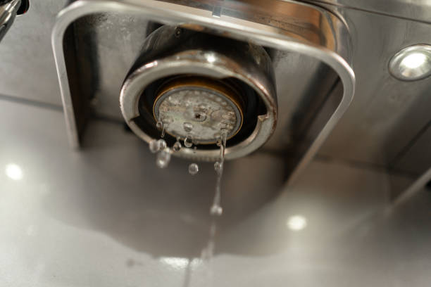 istock Maintenance of the espresso machine. Basic water cleaning 1722194021