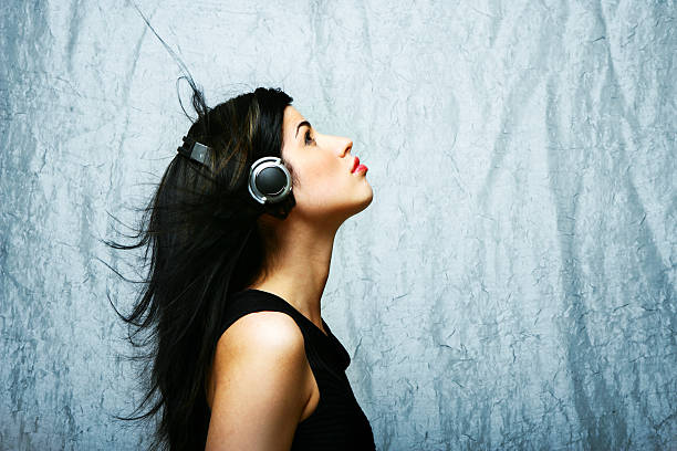 istock Listening to music 172220165