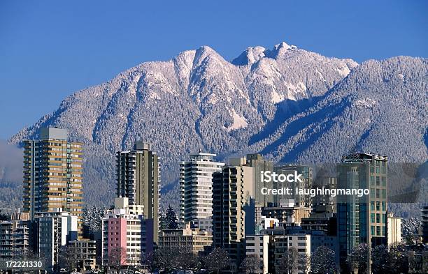 Foto de Horizonte De Vancouver Inverno Neve e mais fotos de stock de Vancouver - Vancouver, Grouse Mountain, Inverno