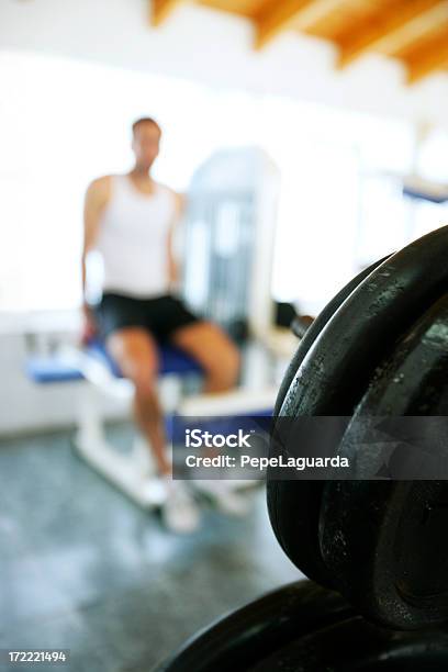 Foto de Ginásio De Ginástica e mais fotos de stock de Academia de ginástica - Academia de ginástica, Adulto, Aparelho de Musculação