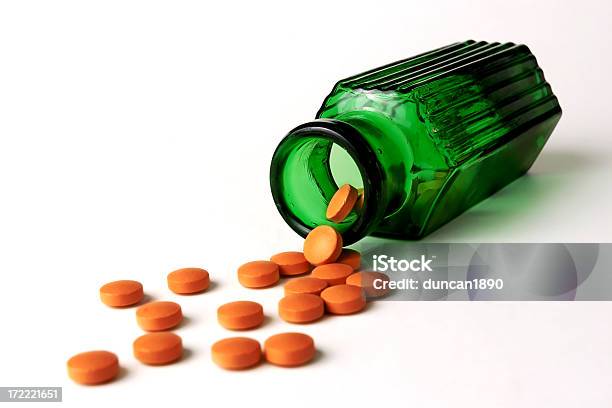 Los Fármacos Foto de stock y más banco de imágenes de Naranja - Color - Naranja - Color, Éxtasis, Adicción