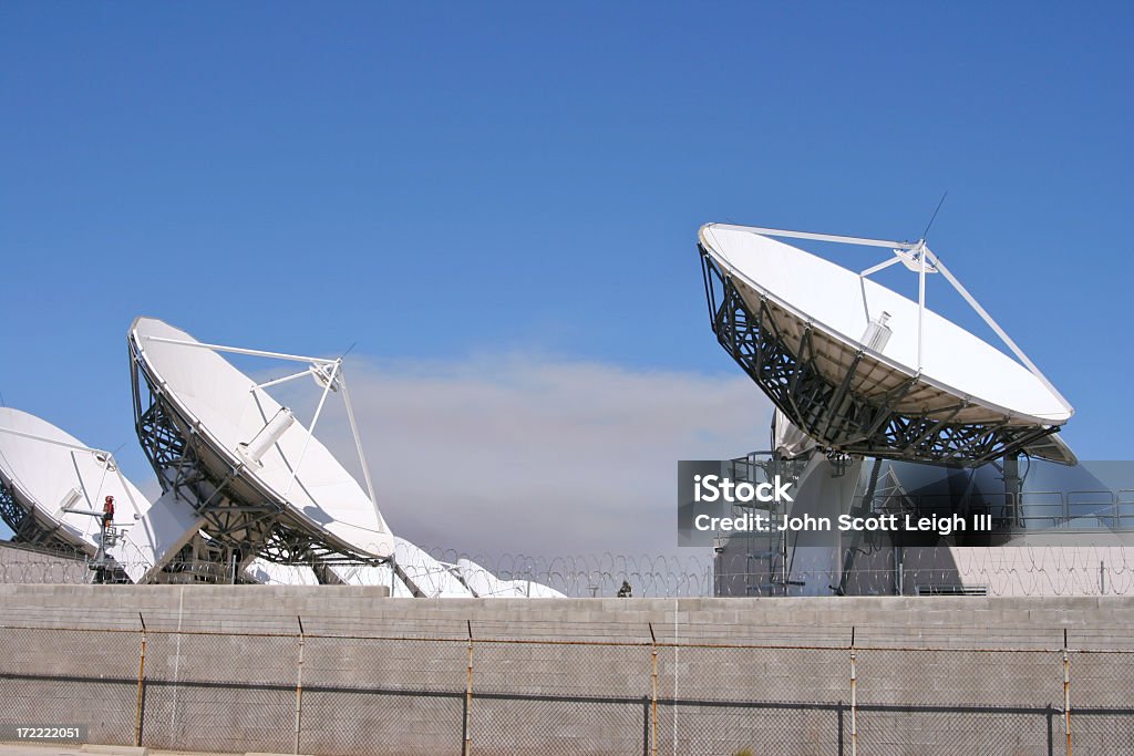 Numérique de News Antenne parabolique télévision haute définition par câble, Radar - Photo de Antenne parabolique libre de droits