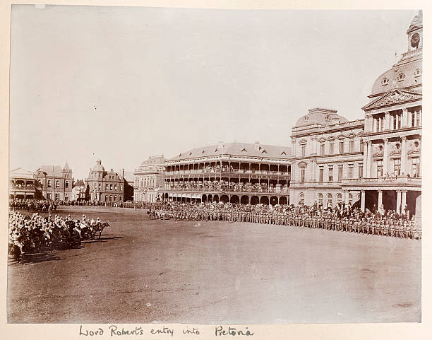лорд robert's вступления в претории - 19th century style urban scene horizontal sepia toned стоковые фото и изображения