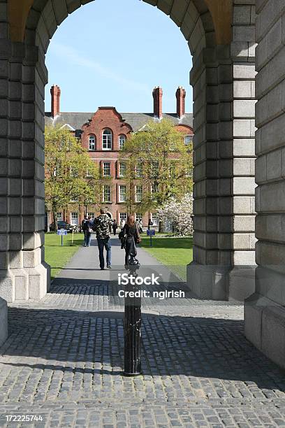 Foto de Campus Da Universidade e mais fotos de stock de Aprender - Aprender, Campus, Conceito