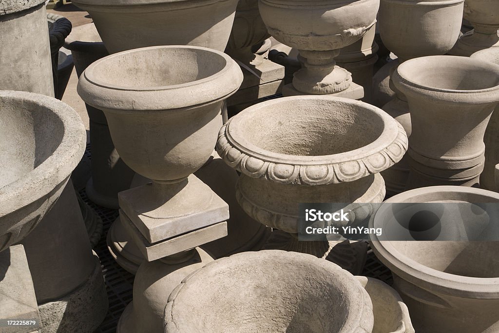Kamienny ogród-sklepów Pottery wyświetlić Hz - Zbiór zdjęć royalty-free (Betonowy)