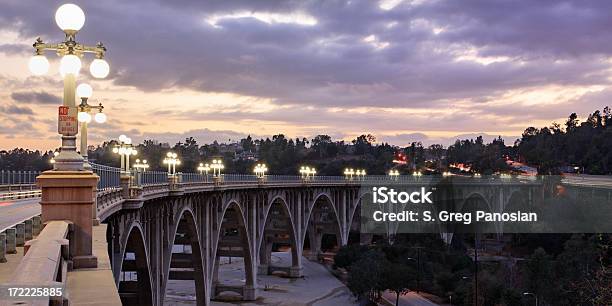 Puente At Sunset Foto de stock y más banco de imágenes de Pasadena - California - Pasadena - California, Los Ángeles, California