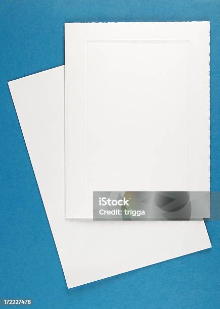 En Blanco Tarjeta De Felicitación Con Envoltura Foto de stock y más banco de imágenes de Tarjeta de felicitación - Tarjeta de felicitación, En blanco, Invitación