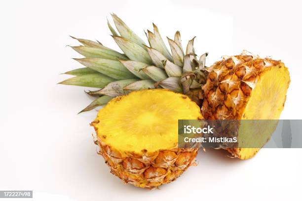 Foto de Fatias De Abacaxi e mais fotos de stock de Abacaxi - Abacaxi, Alimentação Saudável, Comida e bebida