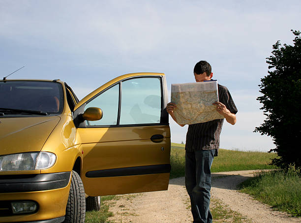istock Lost in the country 172228485