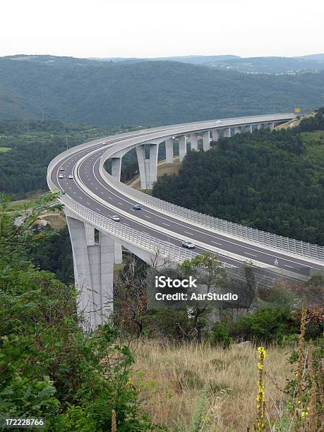 Photo libre de droit de Viaduc banque d'images et plus d'images libres de droit de Affaires Finance et Industrie - Affaires Finance et Industrie, Architecture, Autoroute