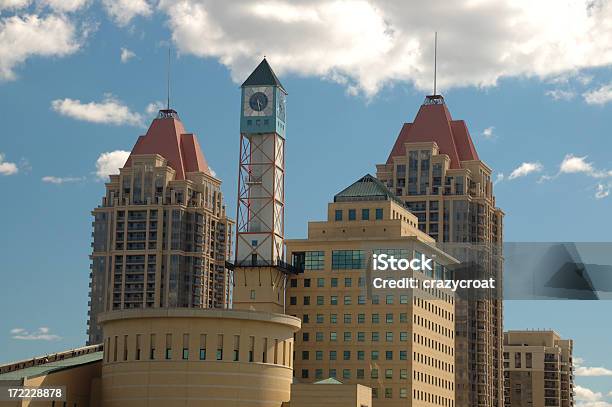 Palacio De La Ciudad De Mississauga Foto de stock y más banco de imágenes de Mississauga - Mississauga, Ontario - Canadá, Arquitectura