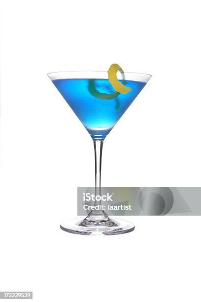 Cocktail Su Bianco Martini Blu - Fotografie stock e altre immagini di Blu - Blu, Cocktail, Alchol