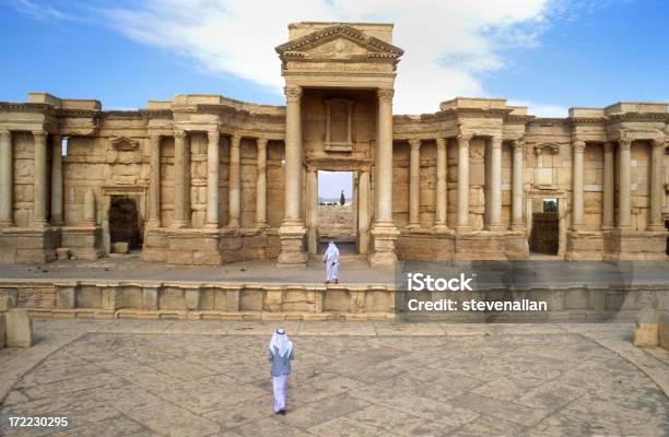 Palmyra - Fotografie stock e altre immagini di Palmyra - Palmyra, Anfiteatro, Siria