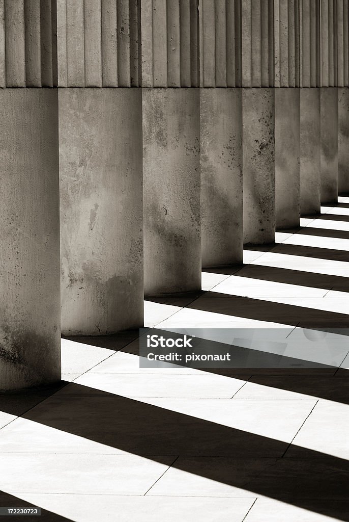 Le colonne - Foto stock royalty-free di Architettura