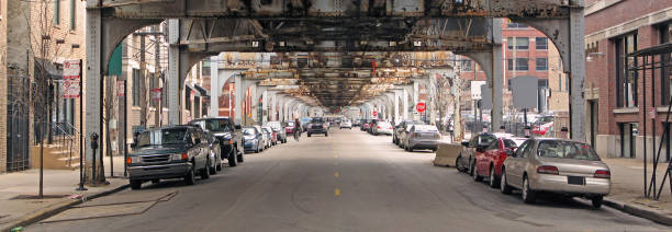 istock Street Below the Chicago Elevated Train 172231236