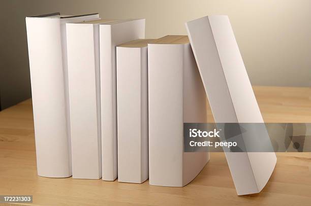 Foto de Livro Em Branco Série e mais fotos de stock de Lombada de livro - Lombada de livro, Livro, Arte, Cultura e Espetáculo