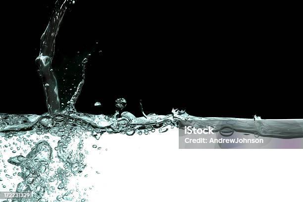 Foto de Queda De Água Splash e mais fotos de stock de Atividade - Atividade, Azul, Bebida