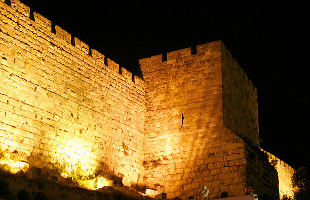mur de la vieille ville de jérusalem - jerusalem judaism david tower photos et images de collection