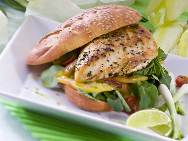 chicken breast sandwich - sandwich salad chicken chicken salad stock-fotos und bilder