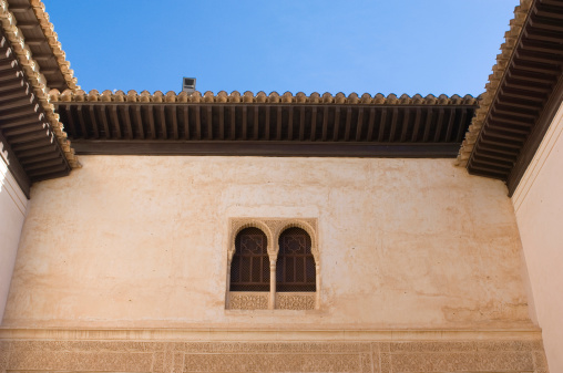 Pic of a section the alhambra roof from the palace courtyard