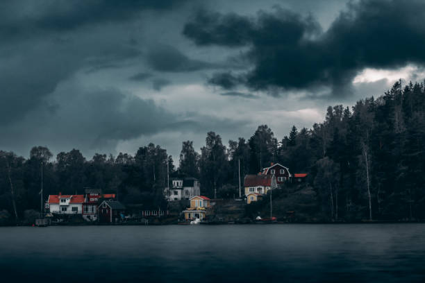 A house by the river A house by the river huangshan mountains stock pictures, royalty-free photos & images