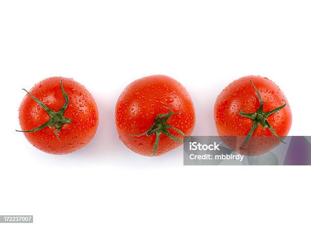 신선한 토마토 흰색 바탕에 흰색 배경 0명에 대한 스톡 사진 및 기타 이미지 - 0명, 건강한 식생활, 과일
