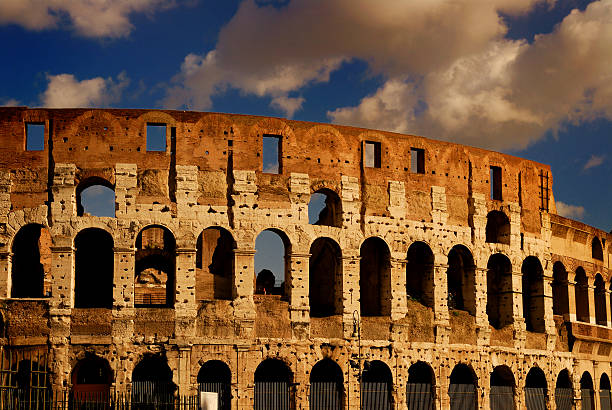 romano colosseo - it01 foto e immagini stock