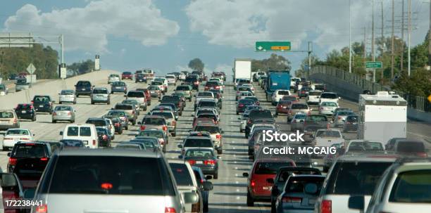 Foto de Engarrafamento Nº 3 Da Série e mais fotos de stock de Estrada principal - Estrada - Estrada principal - Estrada, Tráfego, Vista Traseira