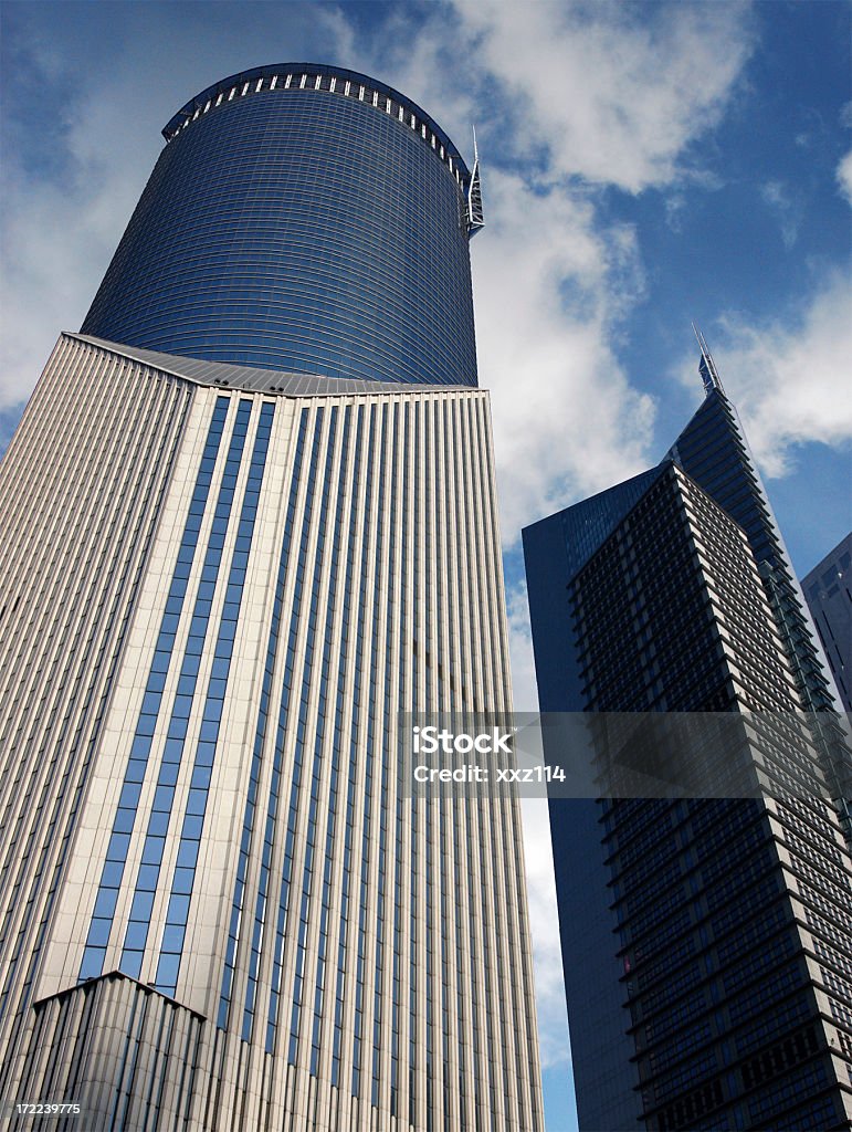 Grande hauteur immeuble de bureaux - Photo de Affaires libre de droits