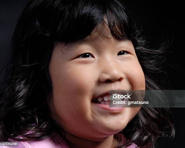 Uśmiech - zdjęcia stockowe i więcej obrazów Azja - Azja, Chiny, Dorosły