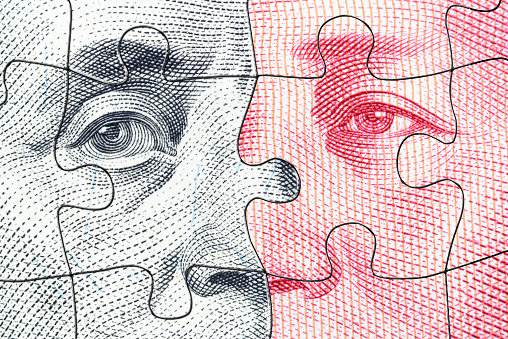 Trade tensions or trade wars between the US and China : Both American and Chinese banknotes prominently display the likenesses of historical figures, including Benjamin Franklin and Mao Zedong.