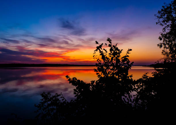 istock Sunrise Over The Ottawa River 1722444293