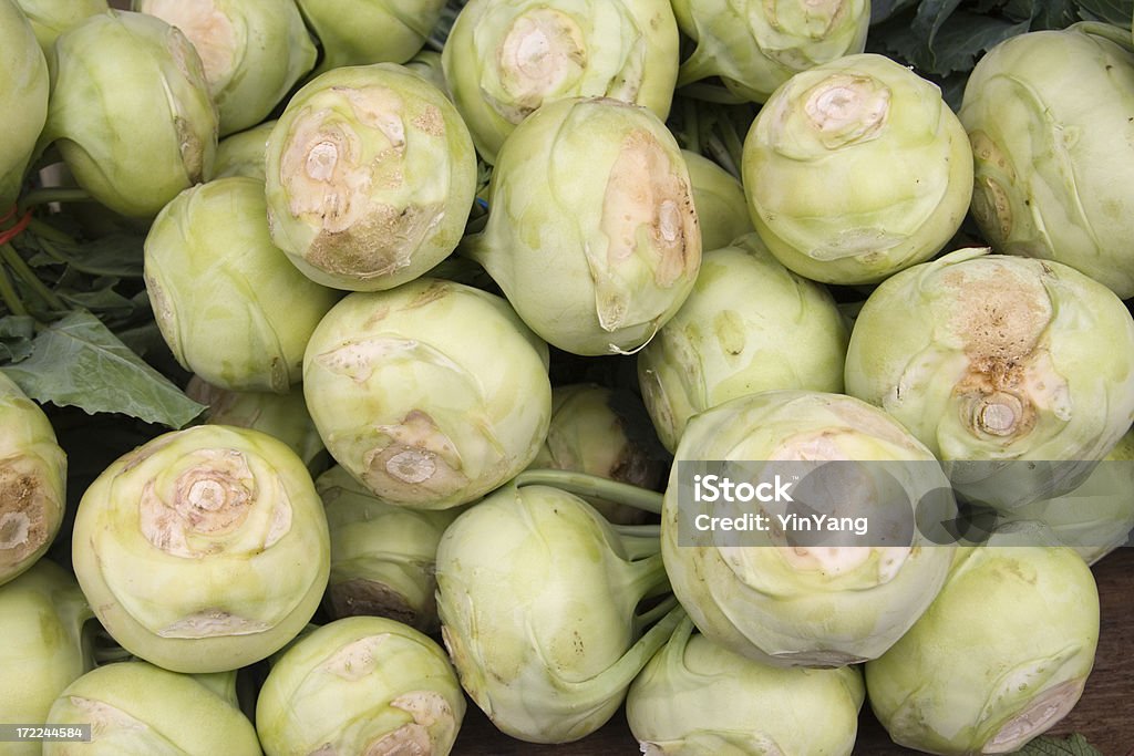 Kohlrabi auf dem Markt - Lizenzfrei Haufen Stock-Foto