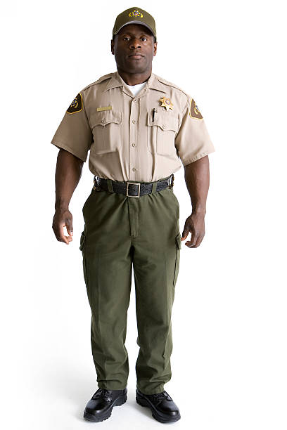 retrato aislado-afroamericana law enforcement ejecutivo - sheriffs deputy fotografías e imágenes de stock