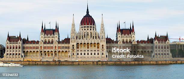 Węgierski Parlament - zdjęcia stockowe i więcej obrazów Śródmieście - Śródmieście, Budynek parlamentu, Architektura