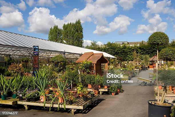 Foto de Centro De Jardinagem e mais fotos de stock de Viveiro de Plantas - Viveiro de Plantas, Reino Unido, Knutsford