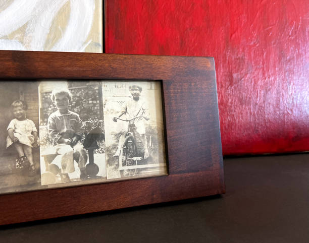 istock Old Photographs in a Frame 1722465895